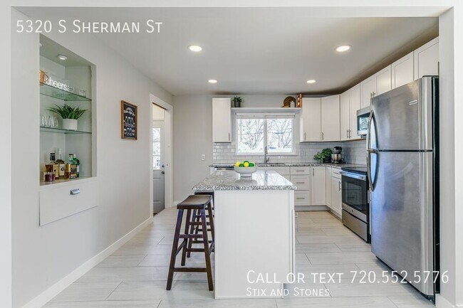 Foto del edificio - 5320 S Sherman St