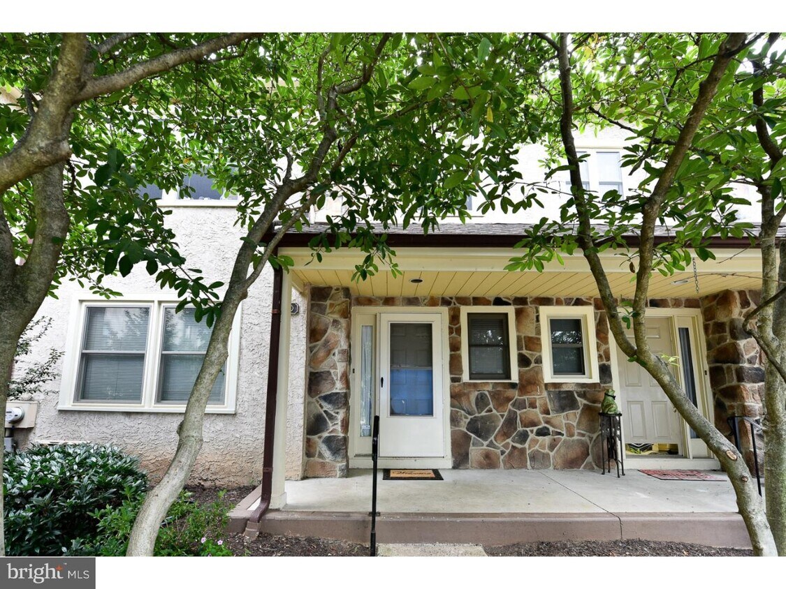 90 Bunker Hill Ct, Wayne, PA 19087 Townhome Rentals in Wayne PA