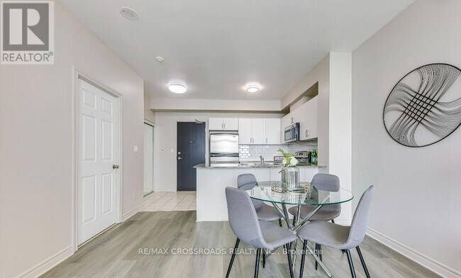 Photo du bâtiment - 3504 Hurontario St