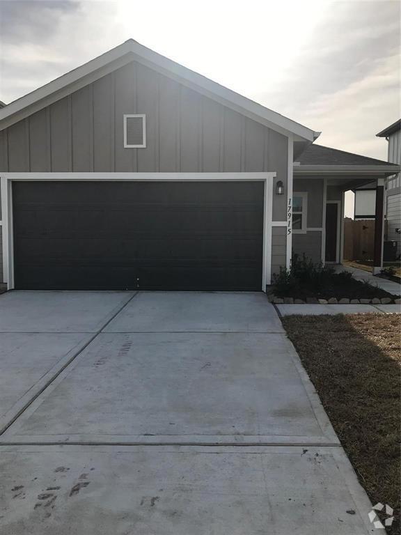Building Photo - 17915 Grassy Prairie Dr