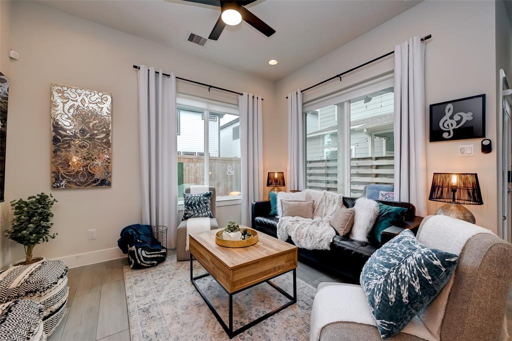 Foto principal - 4435 Nichols St