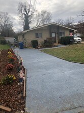 Building Photo - 104 Santeelah St