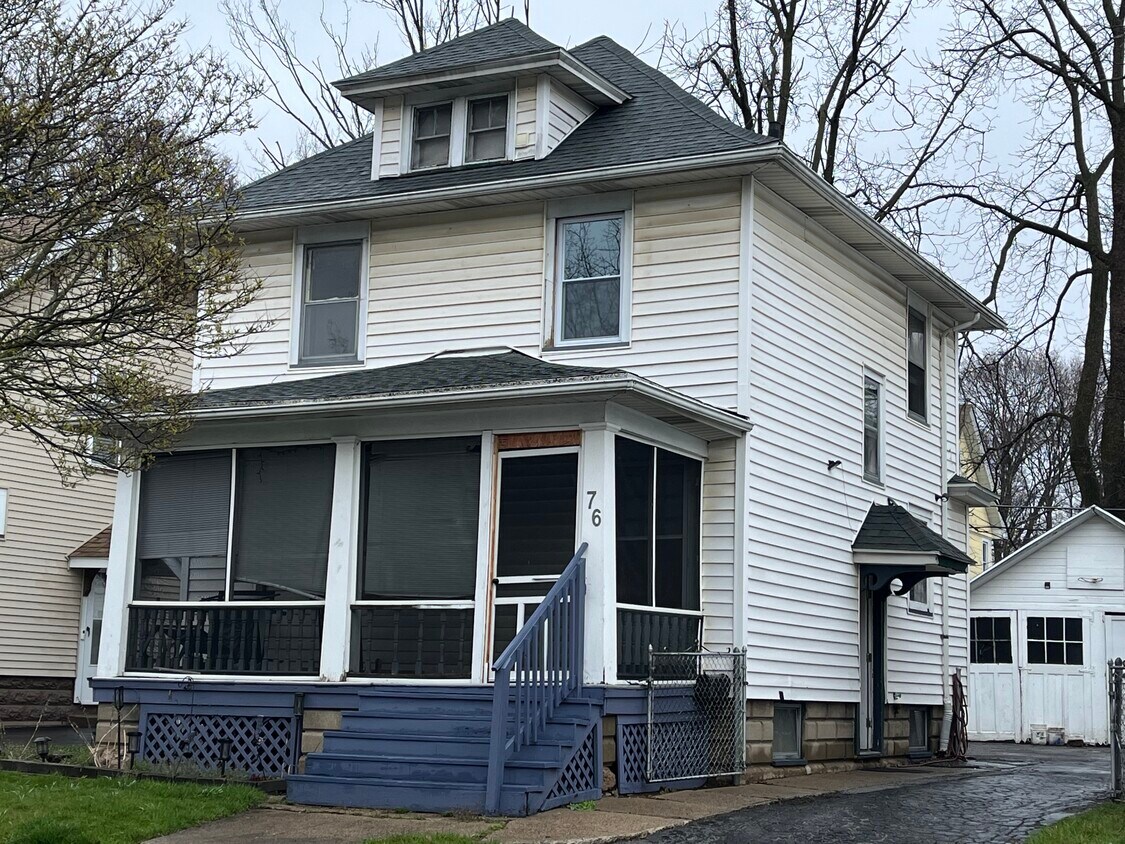 Primary Photo - 76 Dunbar St