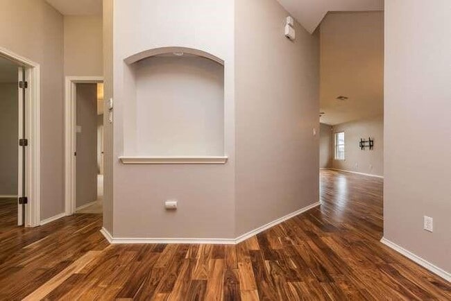 Foto del edificio - 11425 Running Brush Ln