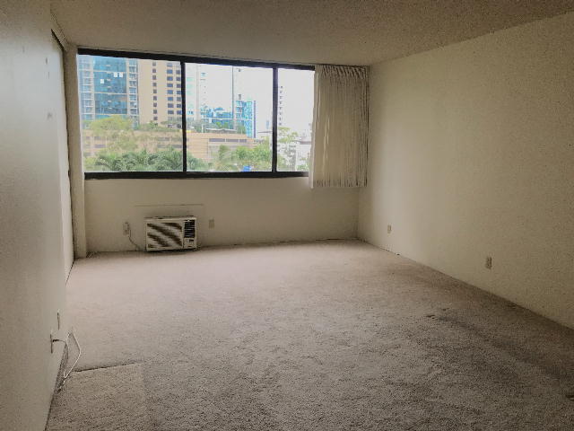 Building Photo - 1255 Nuuanu Ave