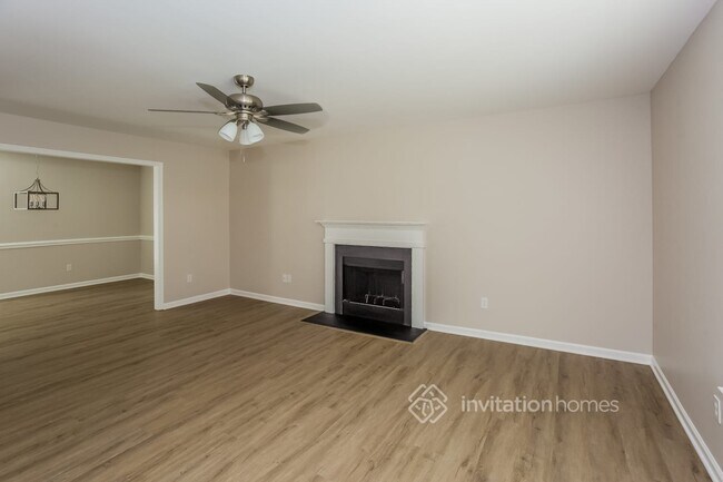 Building Photo - 545 Havenbrook Way NW