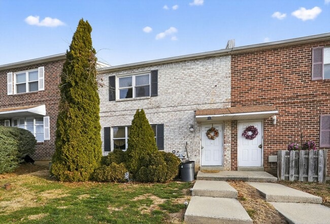 Building Photo - 2 Bedroom apartment in Eagleville