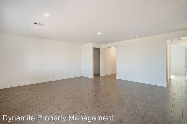 Foto del edificio - 3 br, 2 bath House - 8102 W Taylor Court
