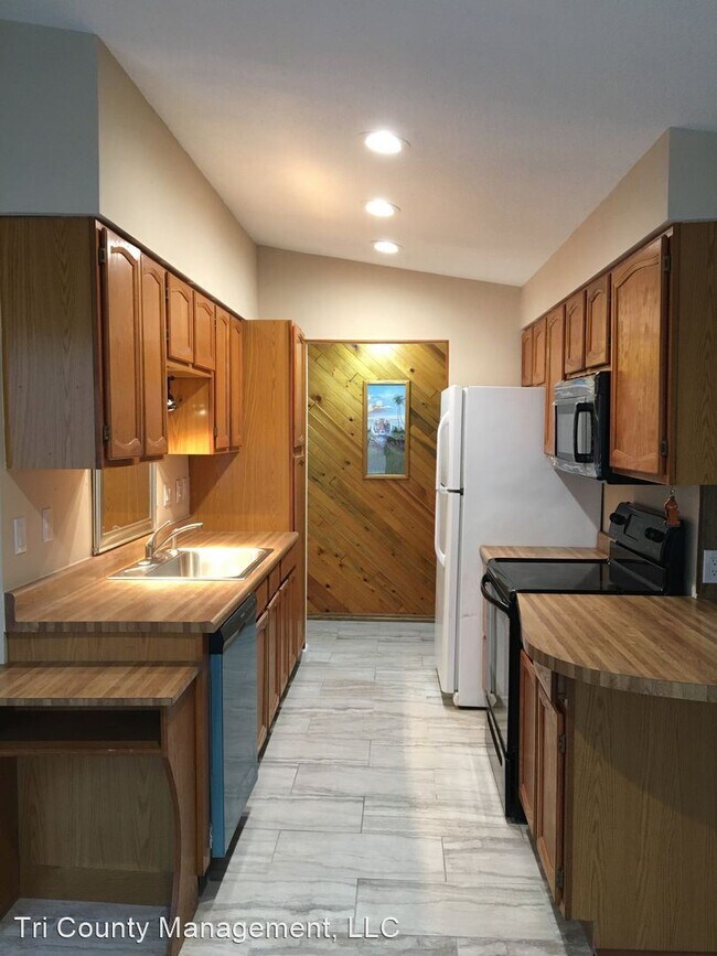 Foto del edificio - 3 br, 2 bath House - 10910 E Burnside St