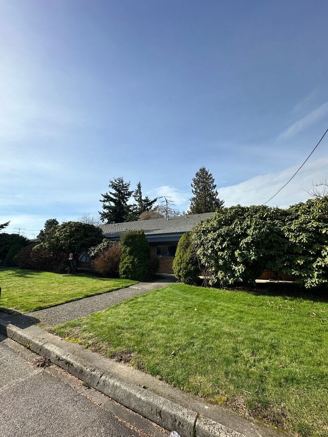 Beautiful and cozy updated one bedroom apa... - Beautiful and cozy updated one bedroom apa... Apartment