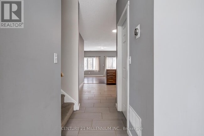 Building Photo - 447 Stirling Ave S