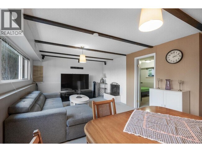 Photo du bâtiment - 2528 Belloc St