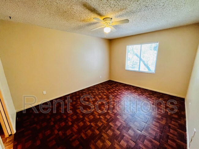 Building Photo - 7529 Pitch Pine Cir