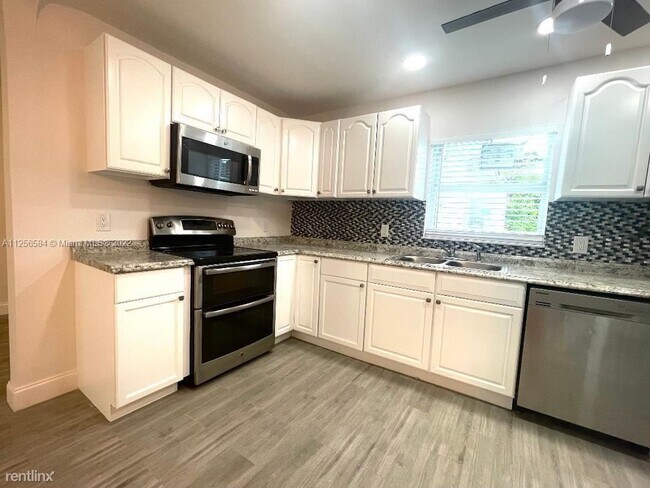 Building Photo - 4 br, 3 bath House - 1626 Wiley St # 0