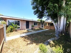 Building Photo - 4863-4865 Coconino Way