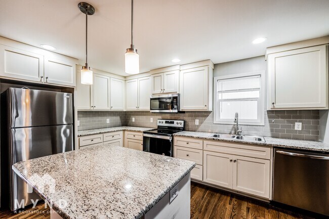 Building Photo - 5349 Cornell Dr