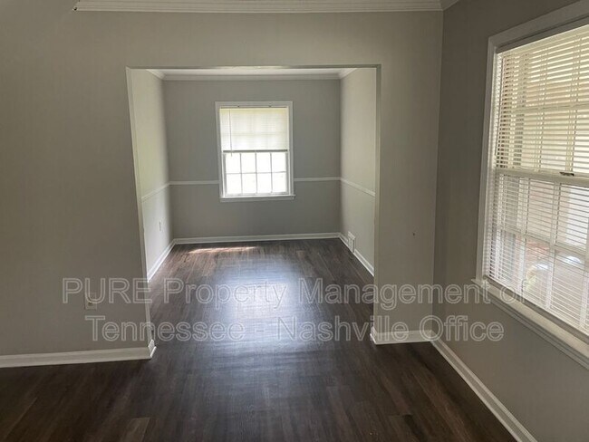 Building Photo - 1441 Whitney Ave