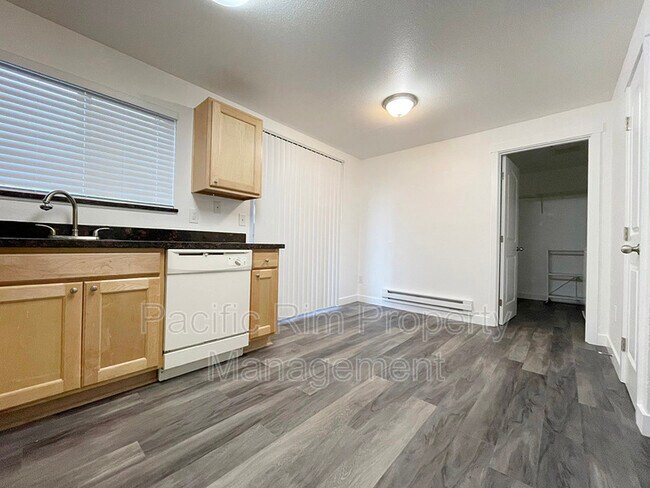 Foto del edificio - 913 75th St E