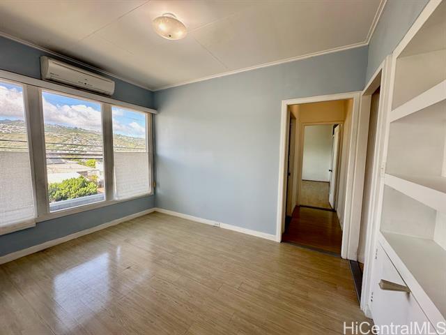 Building Photo - 955 14th Ave