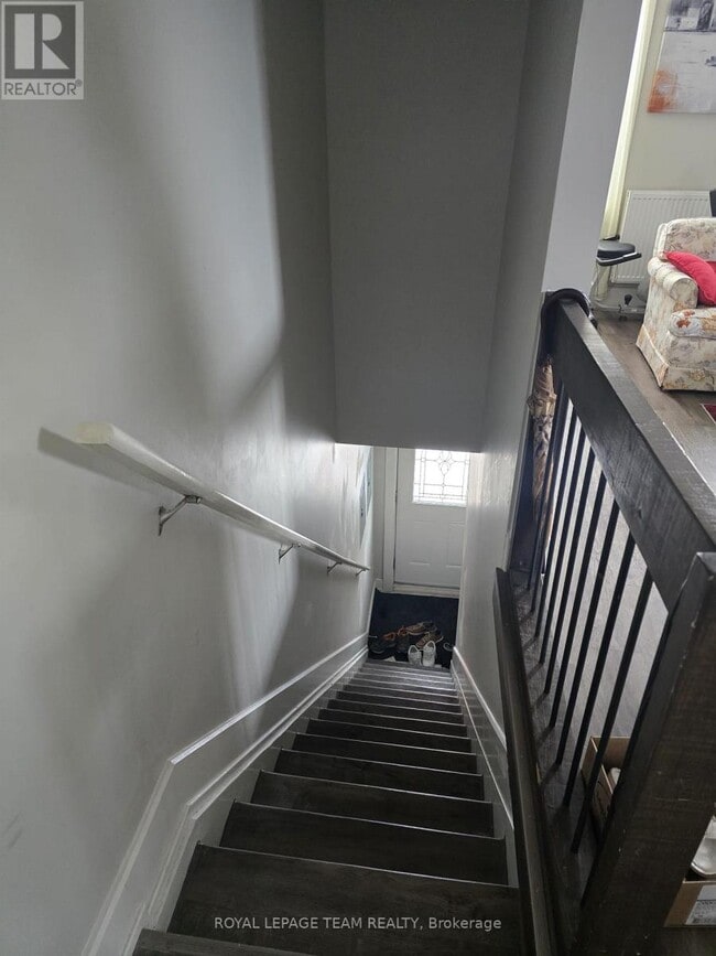 Building Photo - 259 Montfort St.