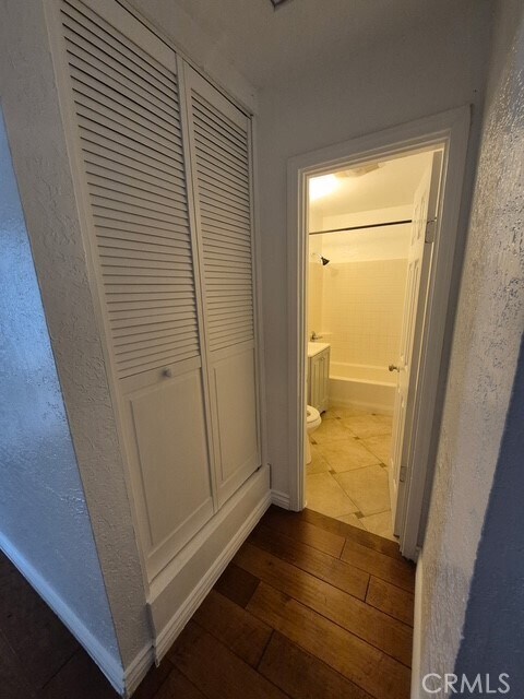 Foto del edificio - 992 Saed St