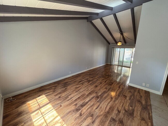 Foto del edificio - Almond 548 East A-B