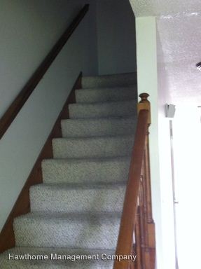 Foto del edificio - 5596 Pinehurst Ln