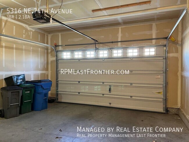 Building Photo - Charming 3 Bedroom 2.5 Bath in Walnut Grov...