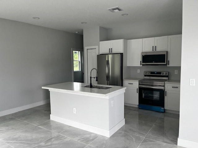 Building Photo - 5517 Ponce De Leon Blvd