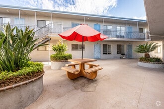 Building Photo - The Embers Apartments