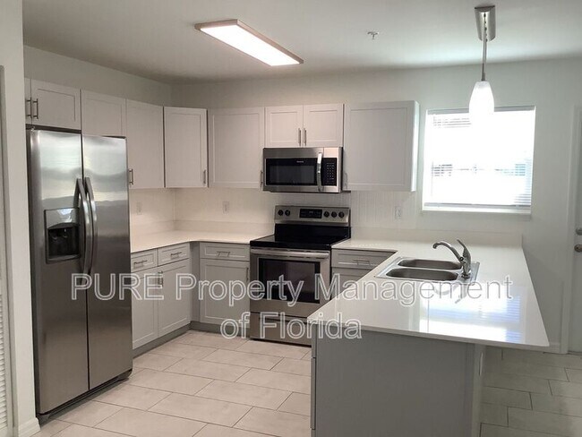 Foto del edificio - 710 NE 4th St