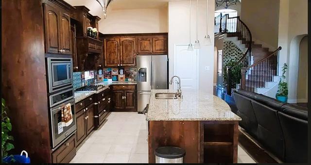 Foto del edificio - 2624 Hammock Lake Dr