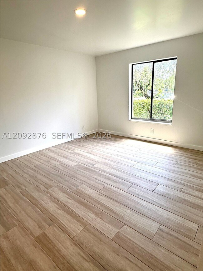 Foto del edificio - 1116 Green Pine Blvd