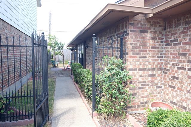 Building Photo - 2603 Nova Dr