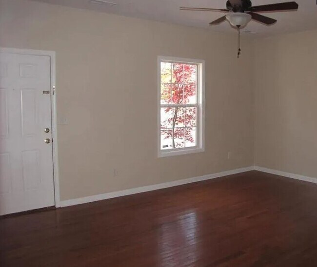 Building Photo - 6532 Corntassel Ln