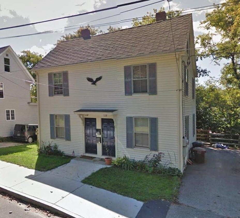 Primary Photo - 12-14-14 Ash St