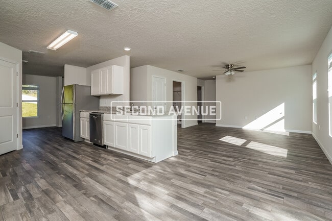 Foto del edificio - 6936 N Deer Point