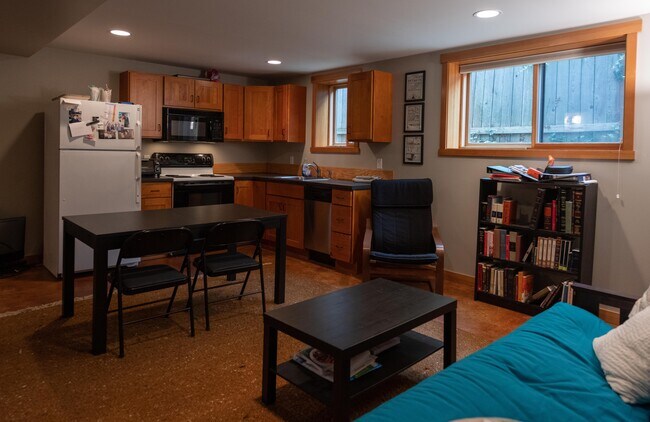 Foto del edificio - 7732 37th Ave NE