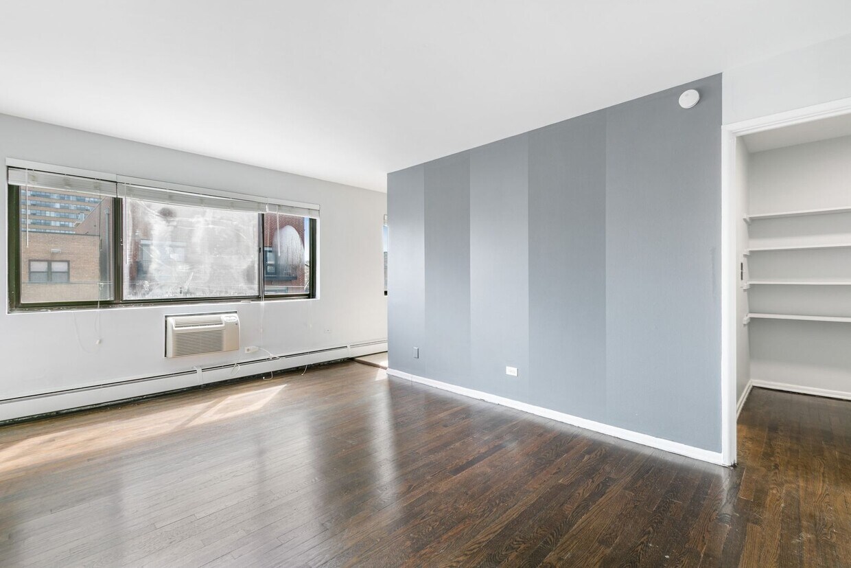 Foto principal - 6021 N Winthrop Ave