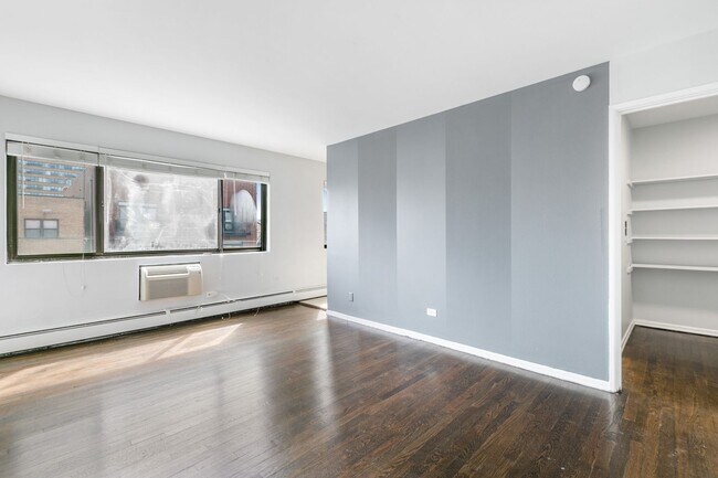 Foto del edificio - 6021 N Winthrop Ave