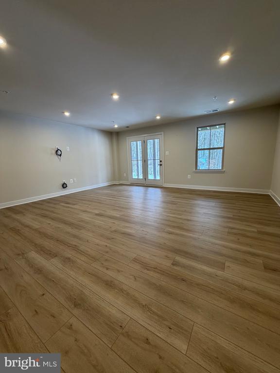 Foto del edificio - 9313 Klamath Ct