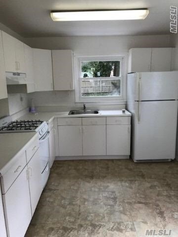 Building Photo - 70 Overlook Dr
