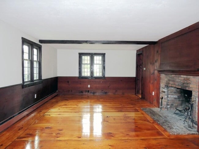 Building Photo - 3 Mudge Way