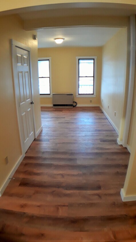 Foto principal - 121 River St