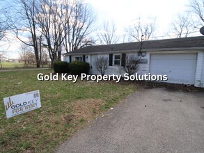 Building Photo - 9801 S Rinker St