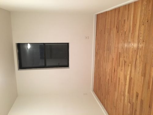 Foto del edificio - 301 E 75th St