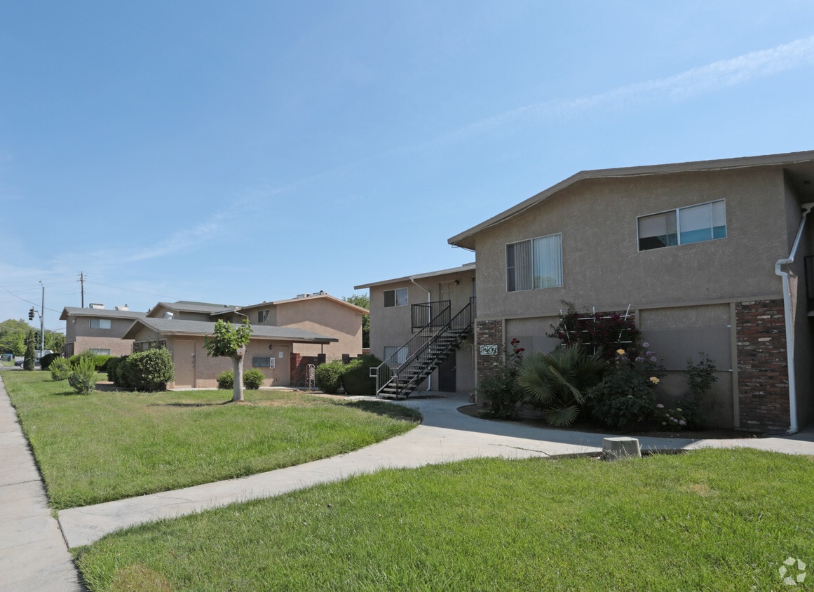 Primary Photo - 1215-1237 Minnewawa Ave