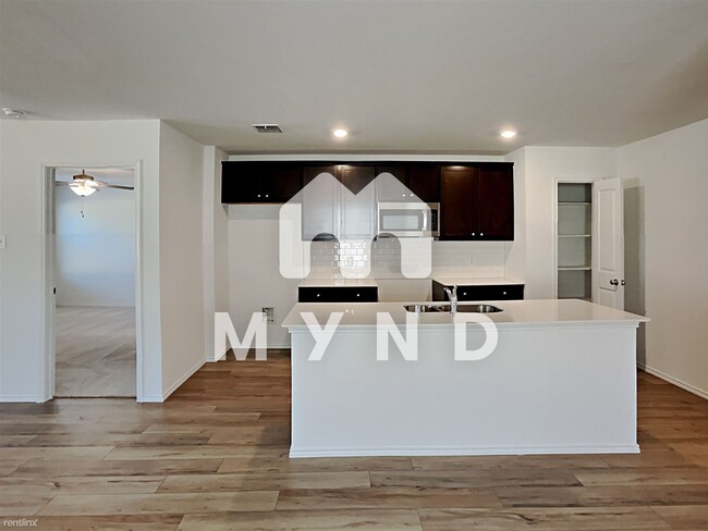 Building Photo - 4 br, 2 bath House - 10640 Sewell Circle