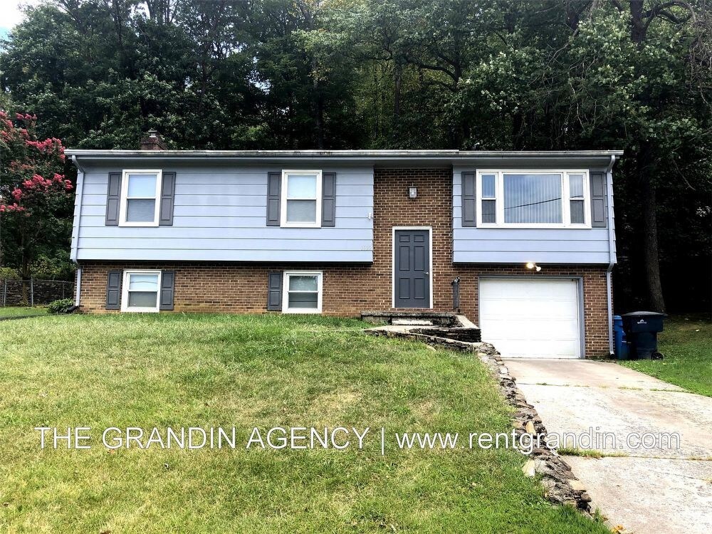 Primary Photo - 1622 Lonna Dr. NW