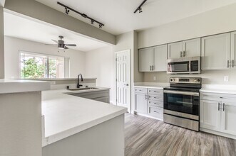 Building Photo - Evans Creek at Woodbridge